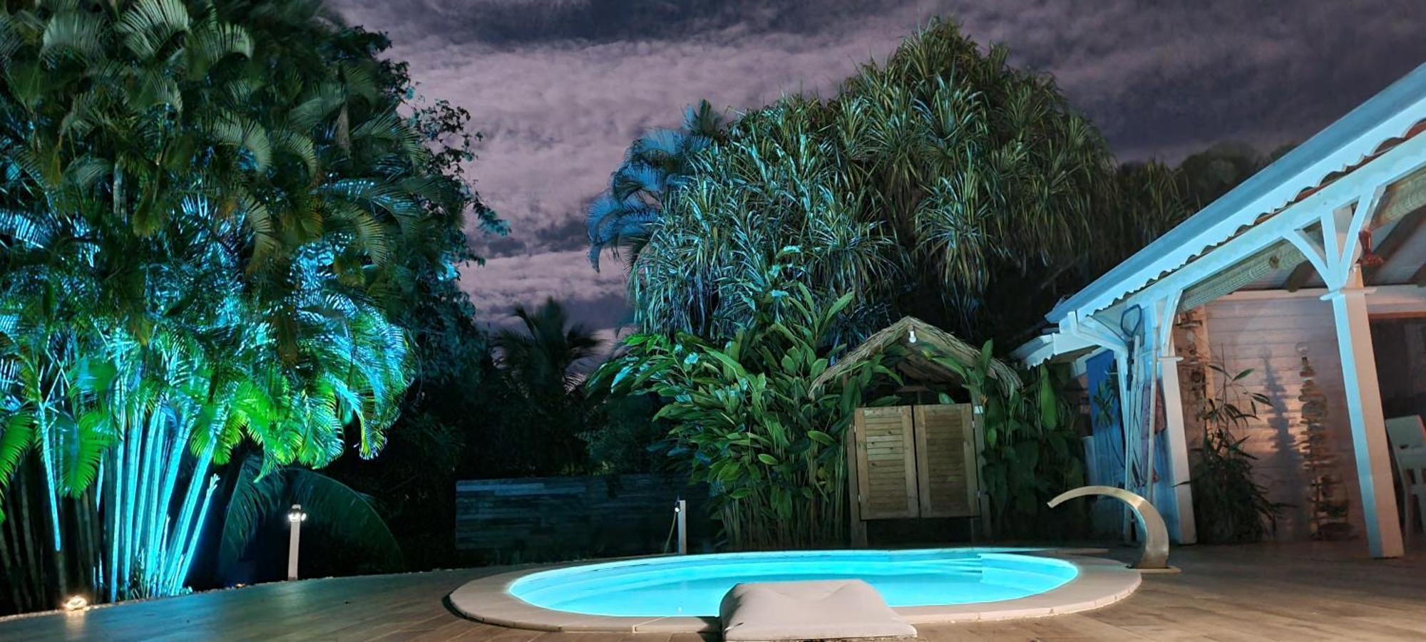 Gite Kaz A Topaze, Piscine, Jardin Tropical Sainte-Rose Exterior foto